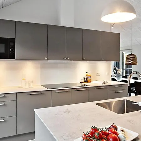 Villavilla 911 - Marielyst, Lollandfalstermon * Bøtø By